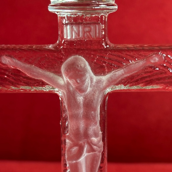 Home Interiors Glass Crucifix Candle Holder - Picture 6 of 8